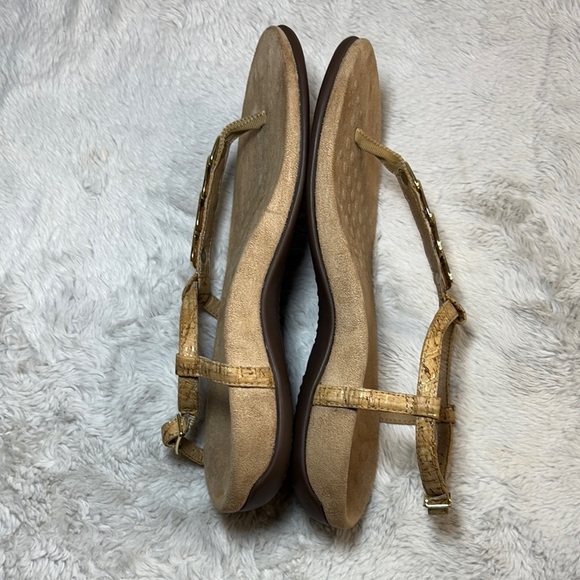 Vionic Sandals with Gold and Tan Straps - Picture 5 of 8